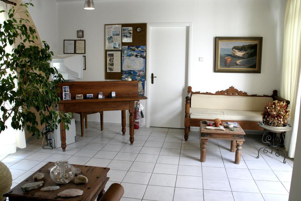 Giannoulis Hotel Adamantas  Esterno foto